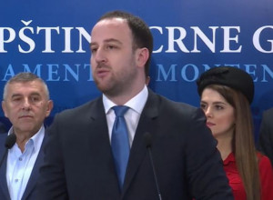 NIKOLIĆ (DPS): “Biramo između građanske države u Evropskoj uniji i klerikalne u Open Balkanu”