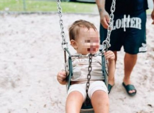 "Ti si čudovište": Na društvenim mrežama napali majku jer je bebi odstranila mladež