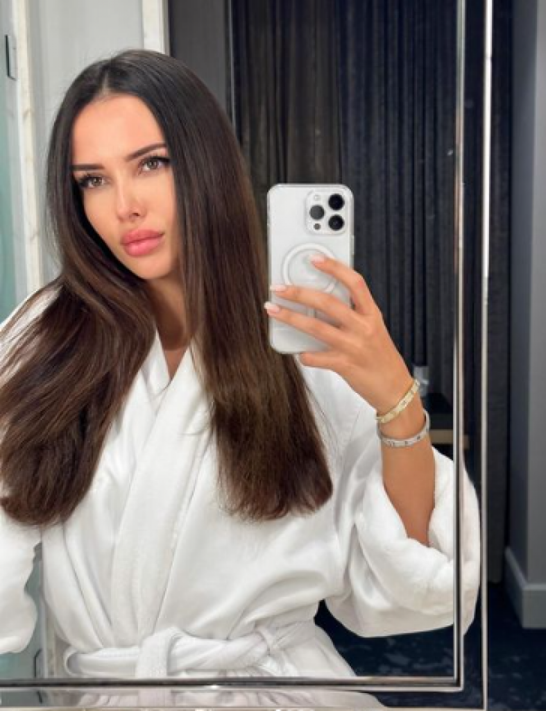 Najbogatija LJUBAVNICA na svetu: Jana dnevno ima par HILJADA evra džeparaca, a evo koliko ZARAĐUJE od iznamljivanja nekretnina