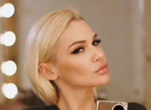 Nataša Bekvalac ponovo je ostavila sve bez daha: Crna, izazovna haljina za čistu desetku