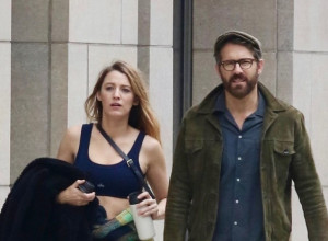 Ponosno šeta celulit i strije: Glumica se porodila po četvrti put i ne pada joj na pamet da se FOTOŠOPIRA