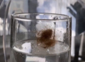 Proverite kakvo je stanje vaše KOSE: Uradite test sa čašom VODE i saznajte da li vam je potrebna HIDRATACIJA