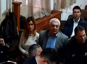POČELO PONOVLJENO SUĐENJE ZA "DRŽAVNI UDAR": Zbog tajnih podataka sud veća o razdvajanju postupka za Mandića, Kneževića i Čađenovića