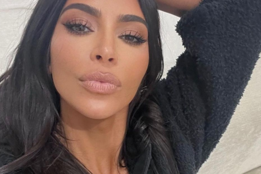Kim Kardašijan ZAPALILA Instagram VRELIM fotkama: Njena najnovija objava naišla na oduševljenje fanova