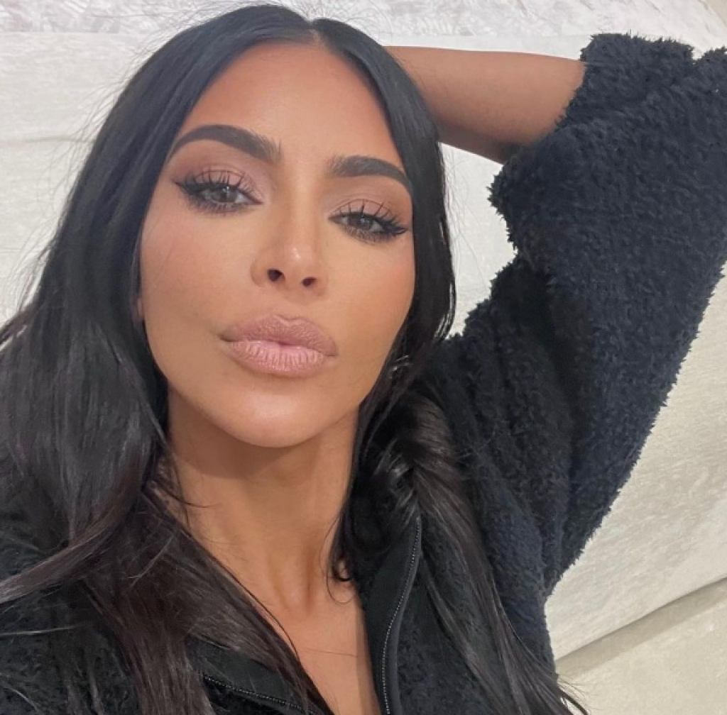 Kim Kardašijan ZAPALILA Instagram VRELIM fotkama: Njena najnovija objava naišla na oduševljenje fanova