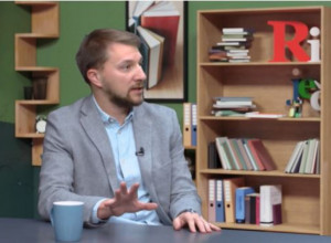 HRVATI SE DVOUME KAKO DA USVOJE OVU ENGLESKU REČ: : Lajk, folover i influenser već ušle u "hrvatski"