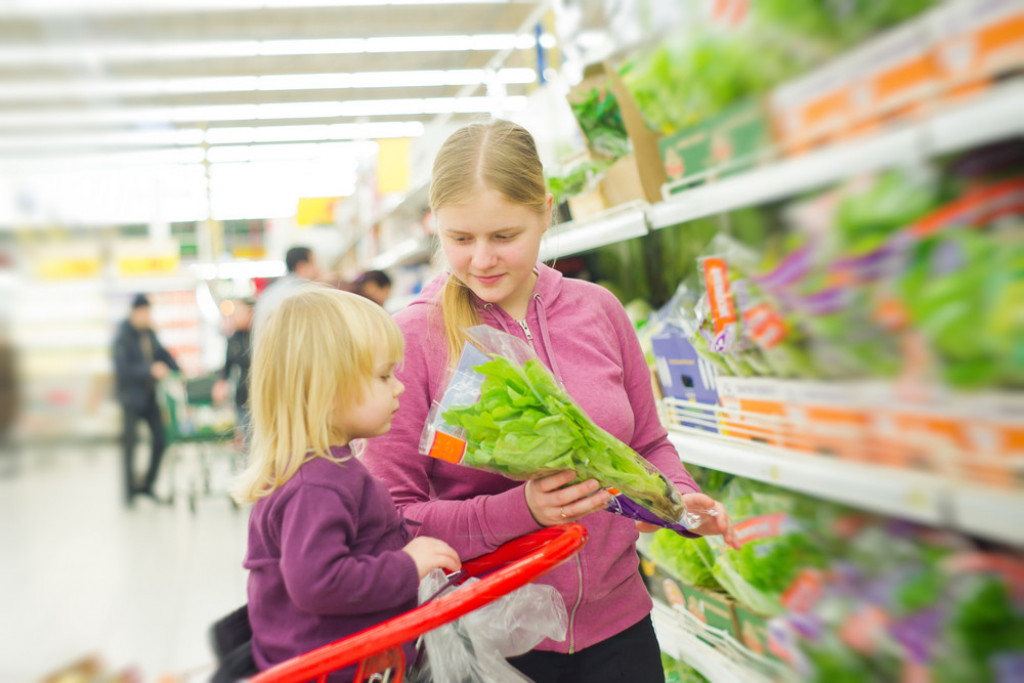 Mama je upozorila RODITELJE koji vode decu u supermarket: Zbog trenutka nepažnje, devojčica joj je završila na operaciji glave