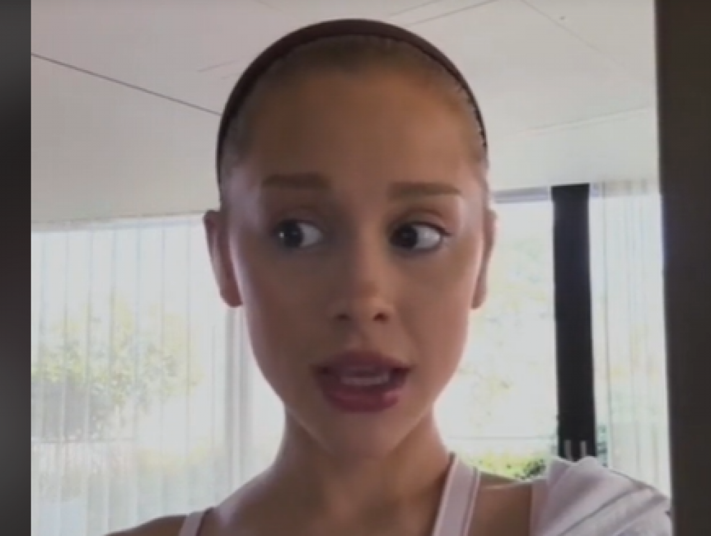 Ariana Grande zabrinula FANOVE: Njen izgled je mnoge zbunio, a ona se bori sa ovim problemima