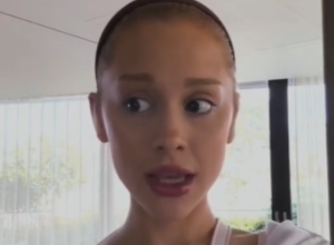 Ariana Grande zabrinula FANOVE: Njen izgled je mnoge zbunio, a ona se bori sa ovim problemima