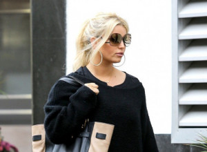 Fanovi zabrinuti zbog SLAVNE pevačice: Imala je preko 100 kilograma, a sada je na rubu ANOREKSIJE