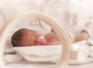 Stručnjaci upozoravaju: Bebe koje su izložene zagađenom vazduhu do 6. meseca života imaju mnogo veći rizik od nastanka brojnih bolesti