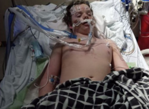 Nije mu bilo SPASA: Zbog TikTok izazova završio je na RESPIRATORU, a onda su roditelji dečaka (13) dobili NAJGORE vesti