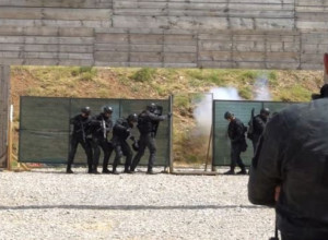 Ranjen policajac  na vežbi na Ćemovskom polju