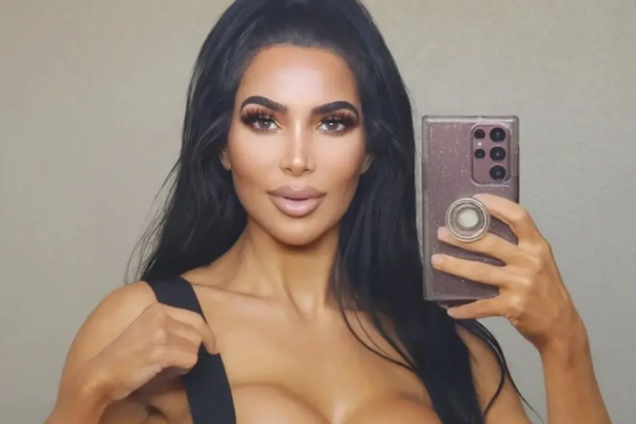 "Veoma je lako pronaći original i uporediti ga": Kim Kardašijan promenila lični opis, ali u Fotošopu