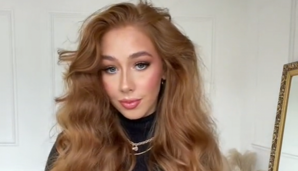 Lokne bez upotrebe fena i figara: Trend uvijanja kose drškom četke oduševio žene!