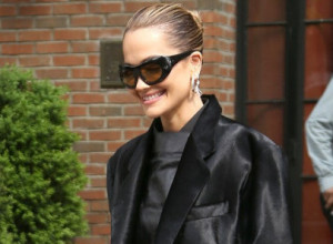 Albanska pevačica Rita Ora se žestoko IZBLAMIRALA: Pokušala da isprati MODU pa je dobila samo HEJT komentare, evo i ZAŠTO