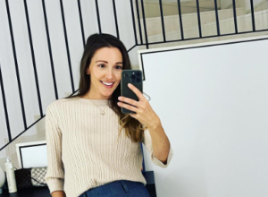 Pitali smo veštačku INTELIGENCIJU ko su najbolje stilizovane SRPKINJE? Prva je Jelena Đoković, a ovo su ostale- proverite da li se slažete sa procenom!