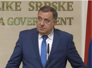 PRIJEM POVODOM DANA RUSIJE: "Neutralni smo u sukobu, ne priključujemo se sankcijama" (Foto)