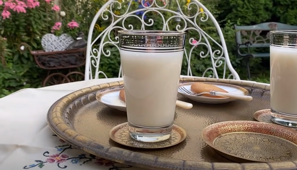 Naši stari su govorili da "diže iz mrtvih": Originalni recept za superzdravo piće našeg detinjstva