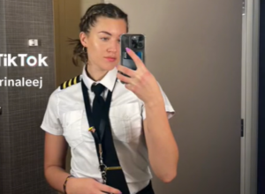 Lepa Sabrina je uzor drugim ženama: Kada kroči u avion svi misle da je stjuardesa, ali varaju se!