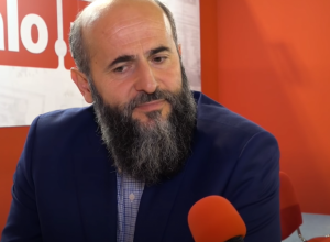 Muftija Zukorlić nas je sve UPOZORIO na destrukciju našeg DRUŠTVA: "Ovo ludilo će da prođe, al odneće veliki danak"