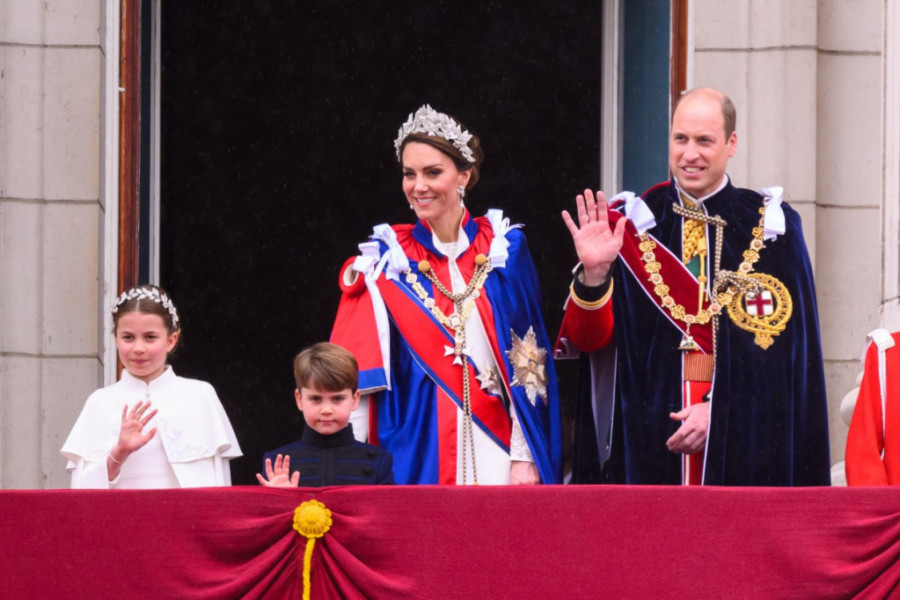 Detalj koji je Kejt Midlton ponela, bruji ceo SVET: Danas kada je Kamila postala KRALJICA, ona je krišom OVAKO odala počast Dajani!