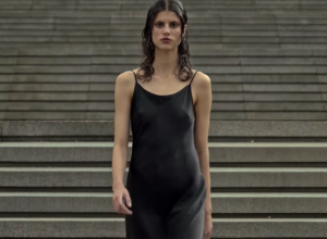 Ova Čačanka je osvojila HOLIVUD: Šetala je rame uz rame sa Naomi Kembel, a zbog njene LEPOTE modne kuće su se otimale oko nje