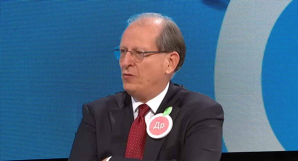 Kako prepoznati kašalj koji je znak bolesti srca: Vrtoglavica je jedan od simptoma, a evo koje je boje sluz koja se iskašljava