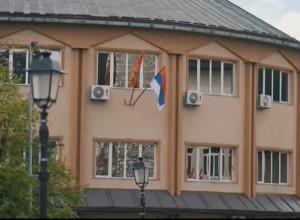 ISTORIJSKI DAN ZA PLJEVLJA Vraneš: "Trobojka na zgradi opštine stajaće vječno"(VIDEO.FOTO)