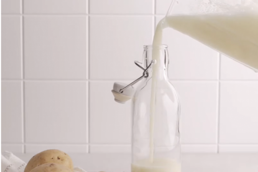Žene u Srbiji su poludele za KROMPIROVIM MLEKOM: On je ŠVEDSKI recept za dugovečnost, a evo kako se pravi