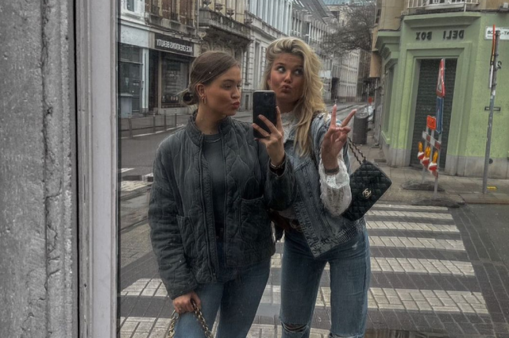 Ester je zanosna STJUARDESA: Otkriva najbolje TRIKOVE za putovanja, mnogi će vam ovog leta biti neophodni