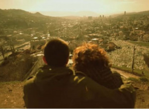 SEĆANJE NA SARAJEVSKE ROMEA I JULIJU Srbin i muslimanka zagrljeni krenuli u bolji život, ali naleteli su na MONSTRUMA(VIDEO)