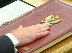 INAUGURACIJA MILATOVIĆA Jakov položio zakletvu: "Privilegija je što ću biti predsjednik zemlje u kojoj sam rođen i koju beskrajno volim" (VIDEO/FOTO)