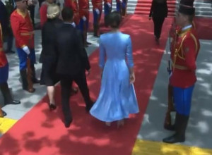 PRVA DAMA CRNE GORE NA INAUGURACIJI JEDNIM DETALJEM PRIVUKLA PAŽNJU SVIH: Tako nešto uradila je samo još Kejt Midlton (FOTO)