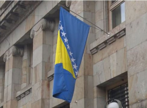 SKUPLJI NOVAC ZA GRAĐANE Krenuo rast kamata u BiH