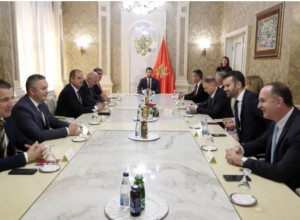 ZAVRŠEN SASTANAK KOD MILATOVIĆA: Knežević, Đurašković i Leposavić nisu prisustvovali