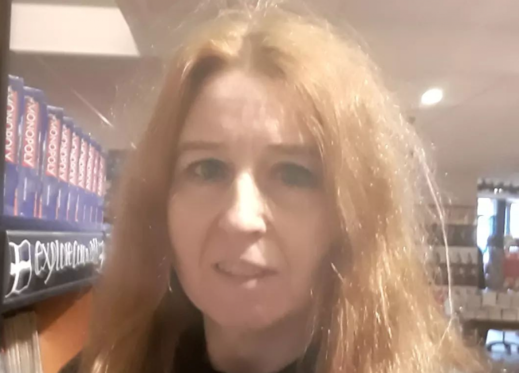 Mnoge roditelje bi bilo sramota: Ovo je majka koja svojim ćerkama dopušta da psuju kad god požele