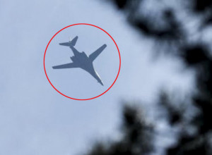 AMERIČKI BOMBARDERI U NISKOM LETU IZNAD BiH: Sarajevo prelet vidi kao znak podrške, a Dodik tvrdi da je to zastrašivanje (VIDEO)