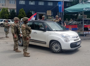 REAKCIJE IZ CG Radunović: "Strah me je ako se oglasi zvanična Crna Gora povodom dešavanja na KiM"