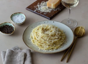 Recept za omiljenu ITALIJANSKU TESTENINU od samo 3 sastojka CACIO E PEPE