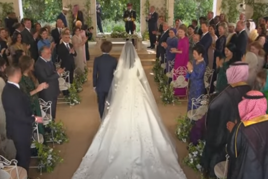 Ovo venčanje je ceo SVET čekao da vidi: Jedan od najbogatijih ljudi ženi SINA, a svi gledaju u mladinu venčanicu