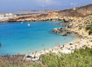 Komarci izujedali četvorogodišnjaka: Letovanje u Crnoj Gori pretvoreno u pakao zbog opasne infekcije