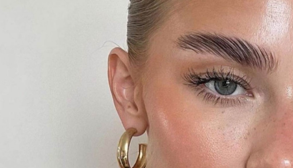 Uradite laminaciju obrva kod kuće: Treba vam samo ovaj gel i uštedećete nekoliko hiljada dinara