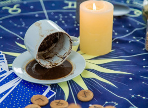 Čuveni TURSKI HOROSKOP: Do 2025. godine pet znakova će plivati u PARAMA