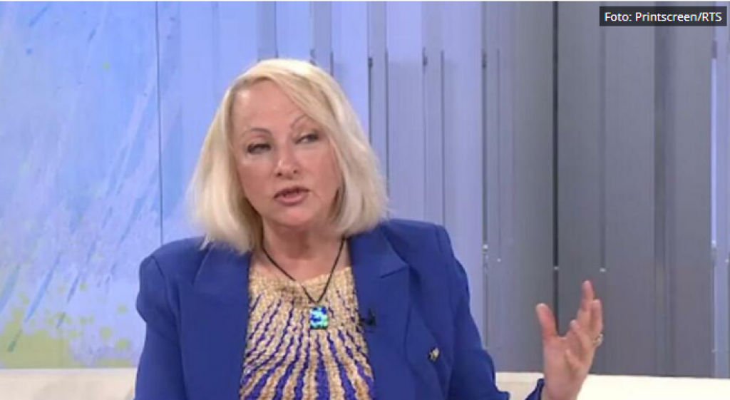 Nutrecionista otkrila šta treba jesti u letnjim danima: Na našem tanjiru treba da se nađe crveno, žuto i zeleno, a ova voćka je posebno važna