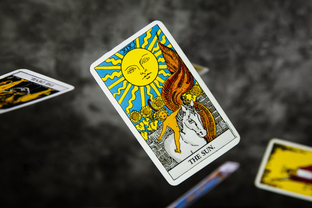 Mesečni tarot horoskop za avgust: Kritičan period za Ovna, Škorpiji oprez, Bik nepokolebljiv u odlucu