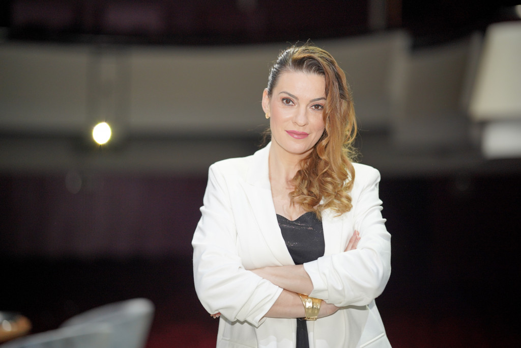OBOŽAVAM DA KRŠIM SVOJA PRAVILA Nikolina Friganović, glavna glumica serije Nemirni, otkriva kako se spremala za ulogu inspektorke