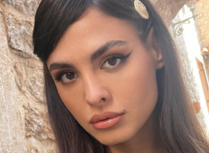 Srpska Sindi Kraford u crnoj toaleti sa prorezima zapalila Instagram: Bojana ima telo od milion dolara