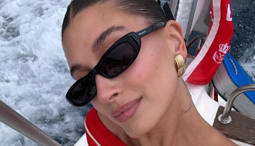 Prozivaju je da "nema ni kuka ni struka", a zavela najpoželjnijeg muškarca: Hejli Biber je kupila uspeh, ali ne i sreću