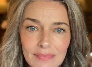 Zapalila Instagram nagom fotografijom: Iako ima 58 godina, slavna manekenka rado se slika provokativno, u inat svima koji je nazivaju "previše starom"